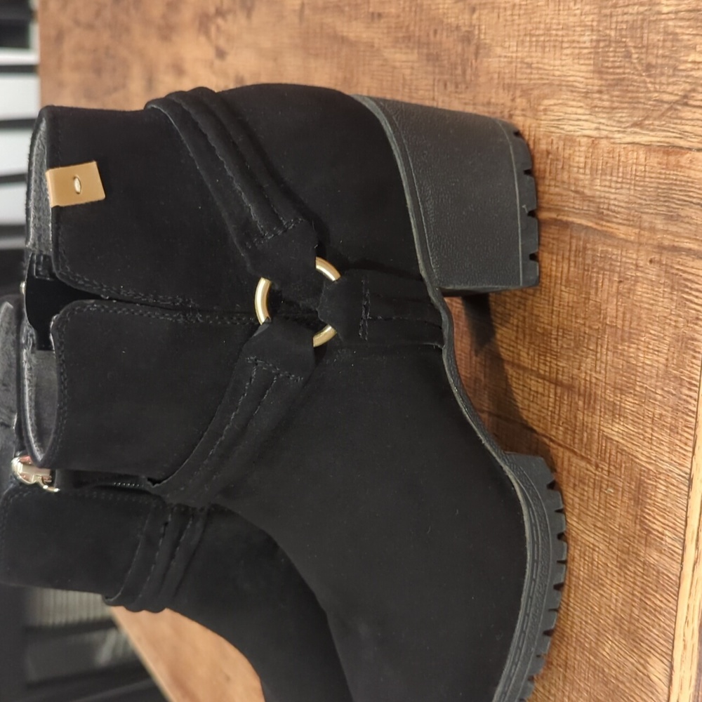 Women's heeled ankle boots - Picture 2 of 7